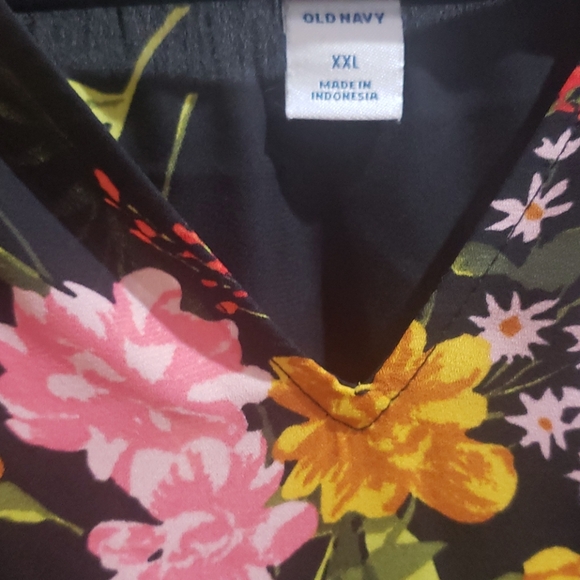 Dress - Picture 3 of 3